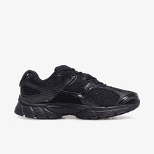 画像をギャラリービューアに読み込む, NIKE (WMNS) V5 RNR  BLACK/BLACK/ANTHRACITE 2
