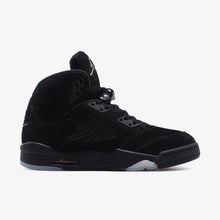 画像をギャラリービューアに読み込む, JORDAN BRAND AIR JORDAN 5 RETRO OG "HALLOWEEN" "MICHAEL JORDAN" BLACK/PICANTE RED/GLOW IN THE DARK/BLACK 2