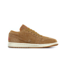 画像をギャラリービューアに読み込む, JORDAN BRAND AIR JORDAN 1 LOW SE &quot;MICHAEL JORDAN&quot;  FLAX/FLAX/VARSITY RED/MUSLIN 2