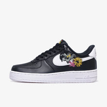 画像をギャラリービューアに読み込む, NIKE (WMNS) AIR FORCE 1 '07 PRM  BLACK/WHITE/METALLIC GOLD/WHITE 1