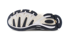 画像をギャラリービューアに読み込む, adidas RESPONSE CL CRYSTAL WHITE/FTWR WHITE/CORE BLACK 4