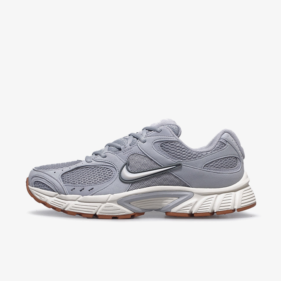 NIKE V5 RNR WOLF GREY/PHANTOM/GUM MEDIUM BROWN – mita sneakers