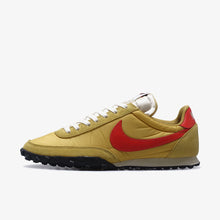 画像をギャラリービューアに読み込む, NIKE WAFFLE RACER   WHEAT GOLD/BEACH/BLACK/PICANTE RED 1