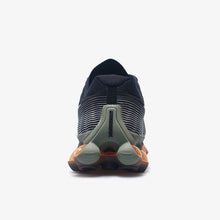 画像をギャラリービューアに読み込む, NIKE AIR LIQUID MAX AW  BLACK/LIGHT ARMY/PURE PLATINUM/METALLIC SILVER 4