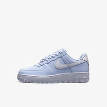 画像をギャラリービューアに読み込む, NIKE (WMNS) AIR FORCE 1 RETRO PREMIUM  HYDROGEN BLUE/HYDROGEN BLUE/FOOTBALL GREY 1