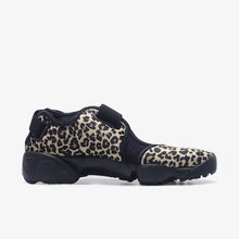画像をギャラリービューアに読み込む, NIKE (WMNS) AIR RIFT "LEOPARD"  BLACK/HEMP 2