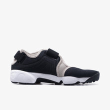 画像をギャラリービューアに読み込む, NIKE AIR RIFT  BLACK/PICANTE RED-COLLEGE GREY/NOIR 2