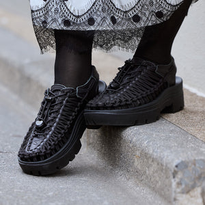 KEEN UNEEK PLT X-BLACK/SMOOTH LEA – mita sneakers