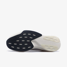 画像をギャラリービューアに読み込む, adidas ADIZERO EVO SL ZIP-UP M  CLOUD WHITE/CORE BLACK/SILVER METALLIC 3