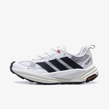 画像をギャラリービューアに読み込む, adidas TERREX FREEHIKER 3 LOW GTX "GORE-TEX"  CLOUD WHITE/CORE BLACK/OFF WHITE 1