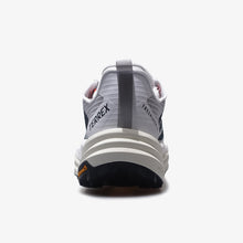 画像をギャラリービューアに読み込む, adidas TERREX FREEHIKER 3 LOW GTX "GORE-TEX"  CLOUD WHITE/CORE BLACK/OFF WHITE 4
