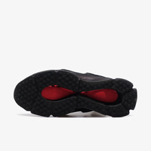 画像をギャラリービューアに読み込む, adidas Originals CHAVARRIA MEGARIDE HIGH "WILLY CHAVARRIA" CORE BLACK/CORE BLACK/BETTER SCARLET 3