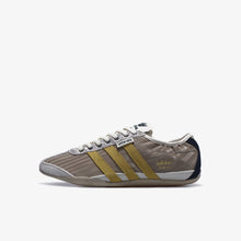 画像をギャラリービューアに読み込む, adidas Originals TOKYO W SFTM "007 COLLECTION" "Song for the Mute"  OFF WHITE/PRELOVED YELLOW/CORE BLACK 1