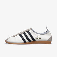 画像をギャラリービューアに読み込む, adidas Originals JAPAN  OFF WHITE/CORE BLACK/WONDER BEIGE 1