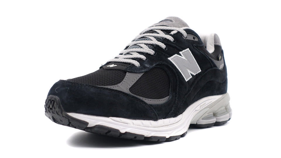 new balance M2002R GTX “GORE TEX” D 1
