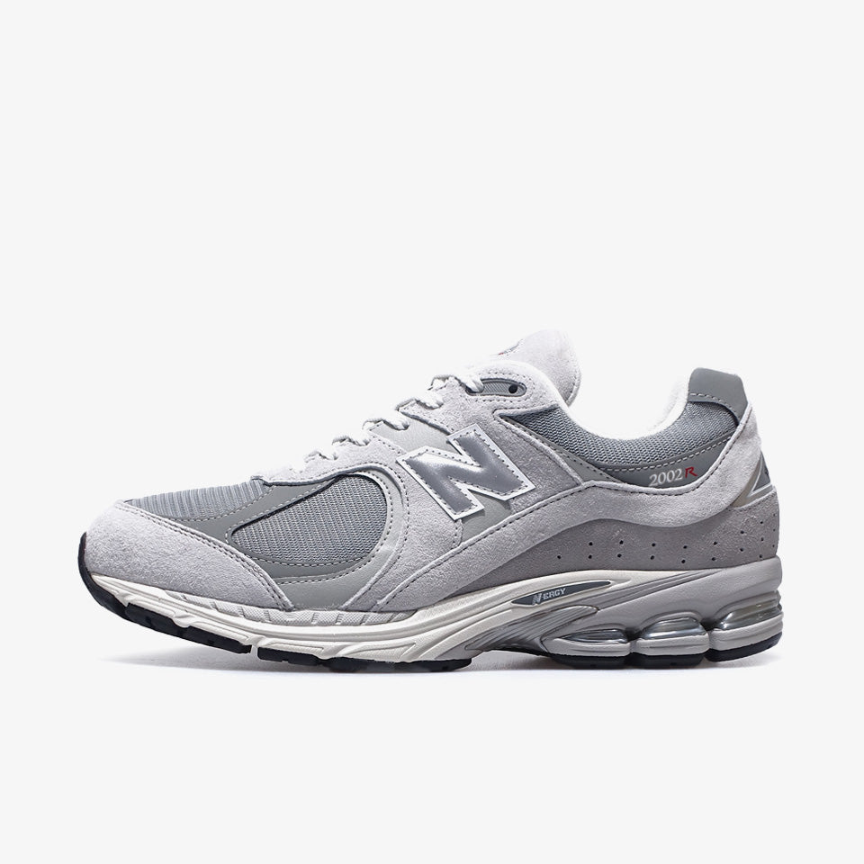 New Balance M2002R GTX 