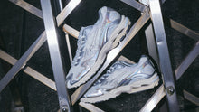 画像をギャラリービューアに読み込む, MIZUNO WAVE RIDER 10 OFF WHITE/LIGHT BEIGE/SILVER 7