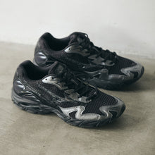 画像をギャラリービューアに読み込む, MIZUNO WAVE RIDER 10  BLACK/METALLIC GREY