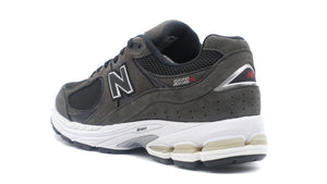 New Balance ML2002R B