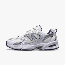 画像をギャラリービューアに読み込む, New Balance MR530 SG