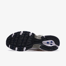 画像をギャラリービューアに読み込む, New Balance MR530 SG