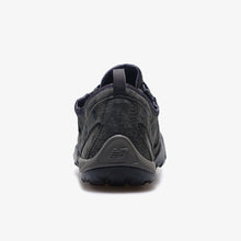 画像をギャラリービューアに読み込む, New Balance MINIMUS BLACKTOP