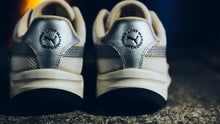 画像をギャラリービューアに読み込む, Puma GV SPECIAL LMC &quot;GUILLERMO VILAS&quot; &quot;LOST MANAGEMENT CITIES&quot; WARM WHITE/COOL MID GRAY