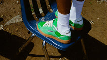 画像をギャラリービューアに読み込む, Reebok CLUB C BULC &quot;PLEASURES&quot; SPORT GREEN/RAW GREEN/WHITE/GUM 8