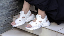 画像をギャラリービューアに読み込む, Reebok INSTAPUMP FURY SANDAL WHITE