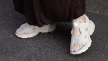 画像をギャラリービューアに読み込む, Reebok INSTAPUMP FURY SANDAL MOONSTONE