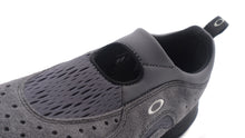 画像をギャラリービューアに読み込む, OAKLEY FLESH SANDAL &quot;OAKLEY FACTORY TEAM / BRAIN DEAD&quot; ASPHALT 6