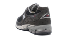 画像をギャラリービューアに読み込む, New Balance U2002R A 2
