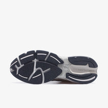 画像をギャラリービューアに読み込む, New Balance U2010 "GREY DAYS"  BLACK SILVER METALLIC/SILVER METALLIC/CASTLEROCK 3