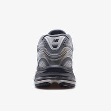 画像をギャラリービューアに読み込む, New Balance U2010 "GREY DAYS"  BLACK SILVER METALLIC/SILVER METALLIC/CASTLEROCK 4