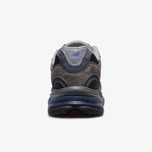 画像をギャラリービューアに読み込む, New Balance U2010  DARK GRAY 4