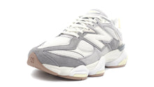 画像をギャラリービューアに読み込む, New Balance U9060 AUB 1