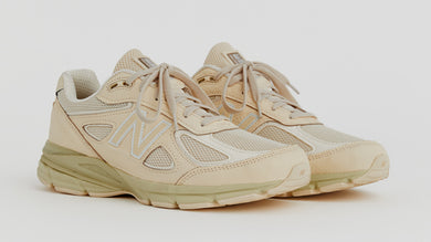 New Balance U990 V4 