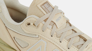 New Balance U990 V4 