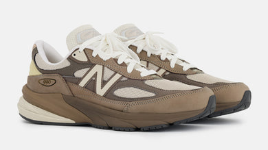 New Balance U990 V6 