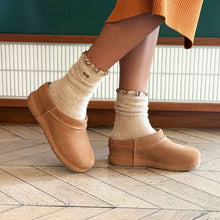画像をギャラリービューアに読み込む, UGG W ENWRAP CLOG CHESTNUT