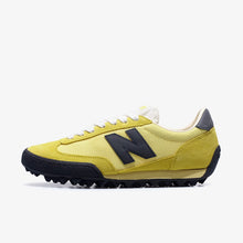 画像をギャラリービューアに読み込む, New Balance GATOR RUN  APOLLO GOLD/BLACK 1