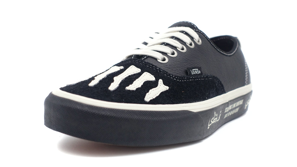 VANS AUTHENTIC 
