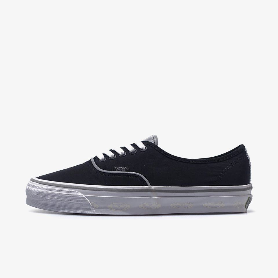 VANS AUTHENTIC 44 DL 