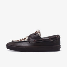 画像をギャラリービューアに読み込む, VANS 2-EYELET BOAT SHOE  PONY HAIR DARK BROWN 1