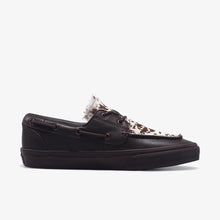 画像をギャラリービューアに読み込む, VANS 2-EYELET BOAT SHOE  PONY HAIR DARK BROWN 2