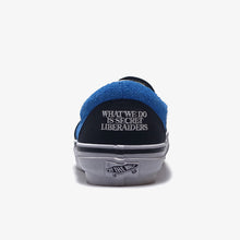 画像をギャラリービューアに読み込む, VANS CLASSIC SLIP-ON 98 "Liberaiders" "VANS PREMIUM" LIBERAIDERS BLACK/BRIGHT AZURE 4