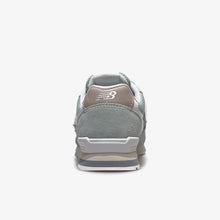 画像をギャラリービューアに読み込む, New Balance W996  GREEN 4