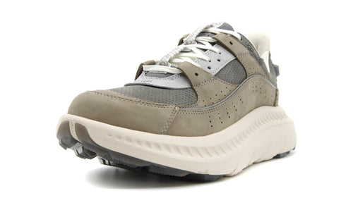 UGG M CA805 V2 NUBUCK SEAL 1