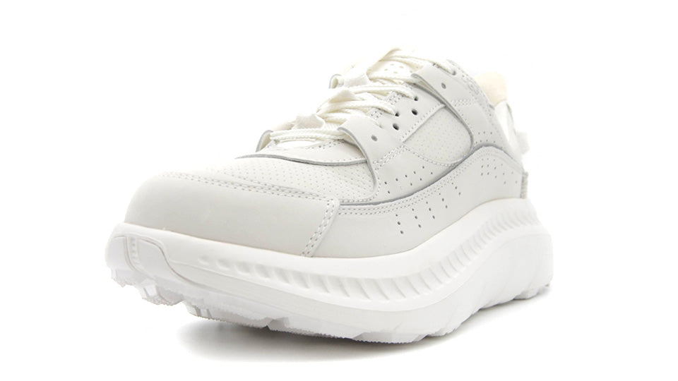 UGG M CA805 V2 NUBUCK WHITE 1
