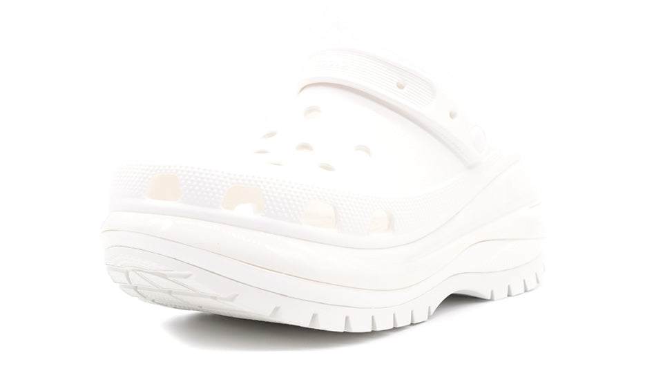 crocs CLASSIC MEGA CRUSH CLOG WHITE 1